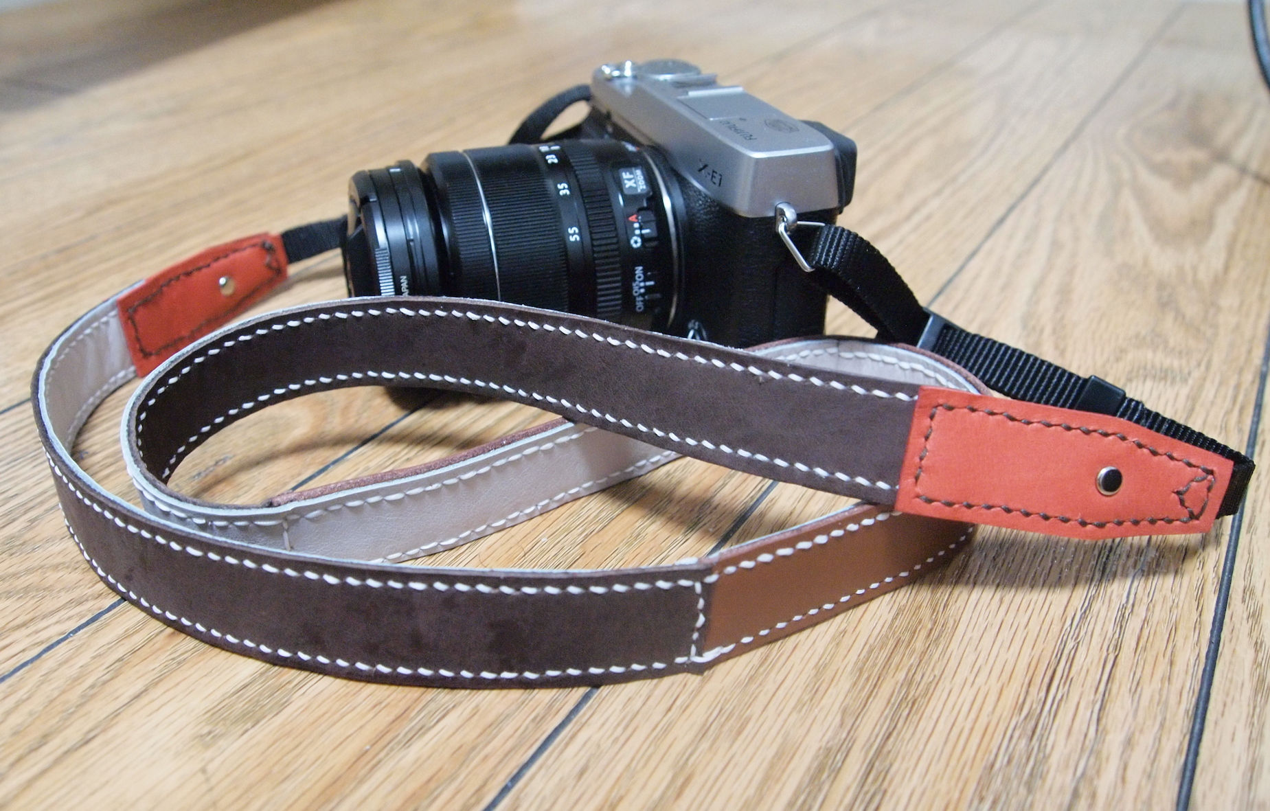 革製カメラストラップを自作する Fantastia