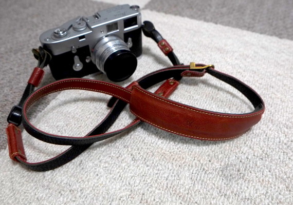 Leica M2に装着中